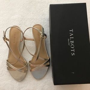 BNWOT Gold Talbots sandals size 8 1.5 inch heel never been worn